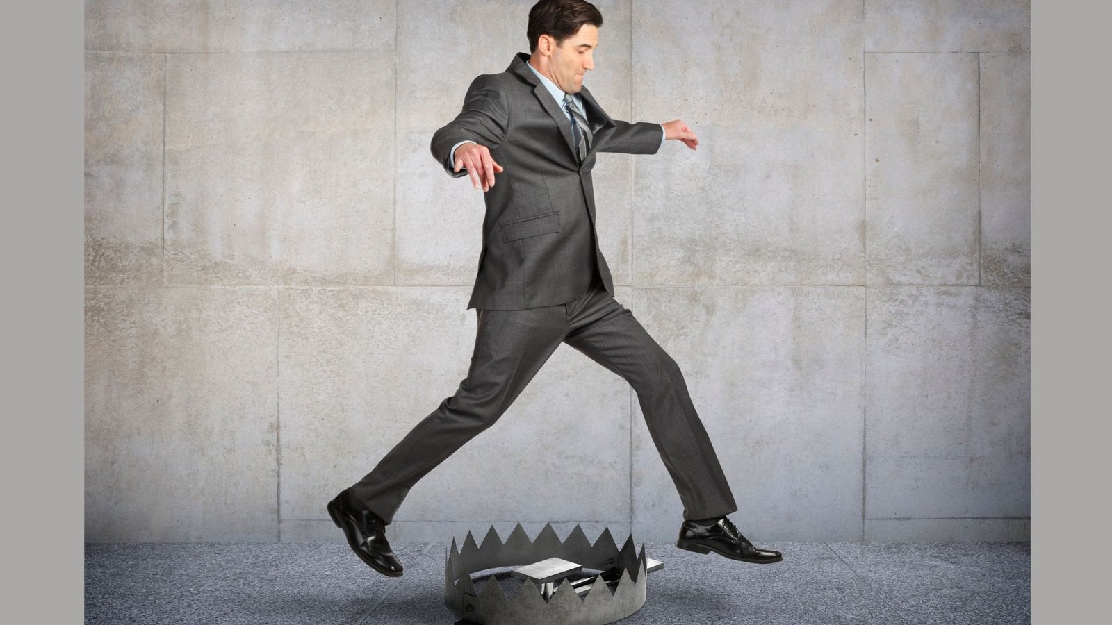 Avoiding Common Pitfalls in Business Growth Strategy